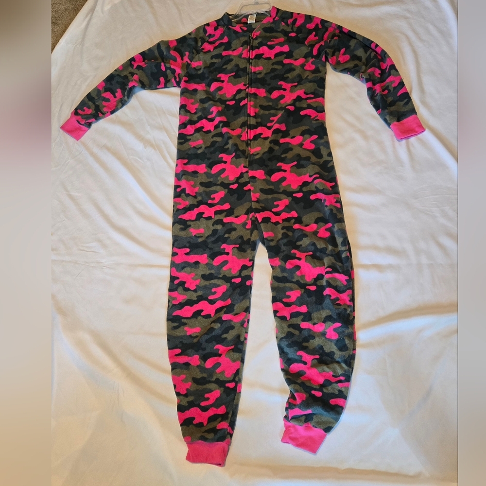 Adult onesie. Open foot. Camouflage, pink, and green